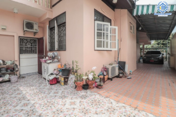 *****บ้านเดี่ยวมือสอง ซ.ประดิษฐ์มนูธรรม7 บนเนื้อที่ 69 ตร.ว. ฟังก์ชัน 4 ห้องนอน 2 ห้องน้ำ จอดรถได้ 2 คัน  บนทำเลเดินทางสะดวก เชื่อมต่อถนนลาดพร้าว และประดิษฐ์มนูธรรม(เลียบทางด่วน) ใกล้รถไฟฟ้าสายสีน้ำเงิน "สถานีลาดพร้าว"